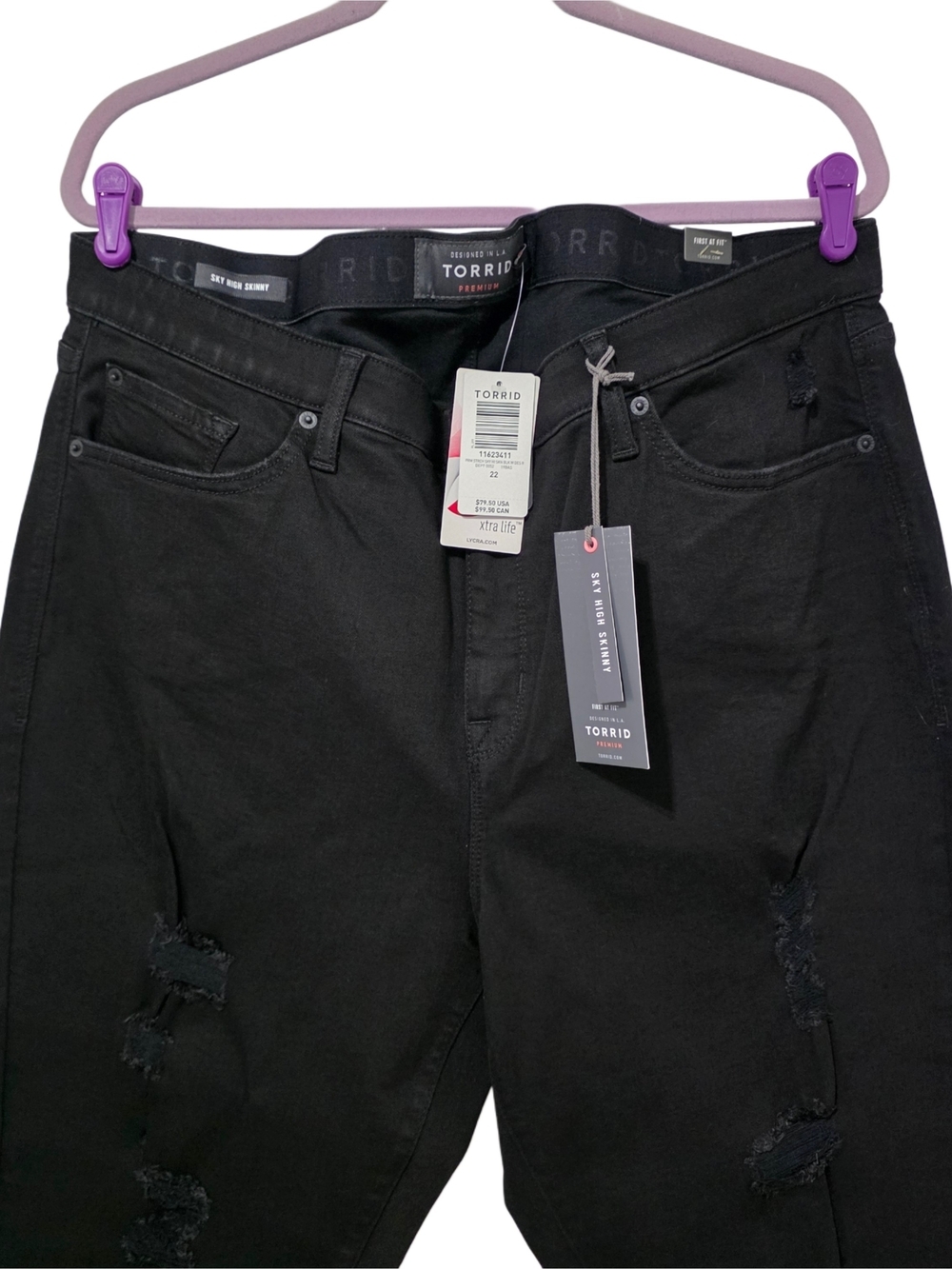 Torrid Sky High Skinny Black Distressed Skinny Jeans NWT - Picture 3 of 6